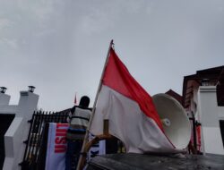 Demo di Kejati Malut, Orator Perempuan Bongkar Mandeknya Kasus Halsel Express 01 