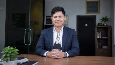 Praktisi Hukum Bambang Joisangaji SH