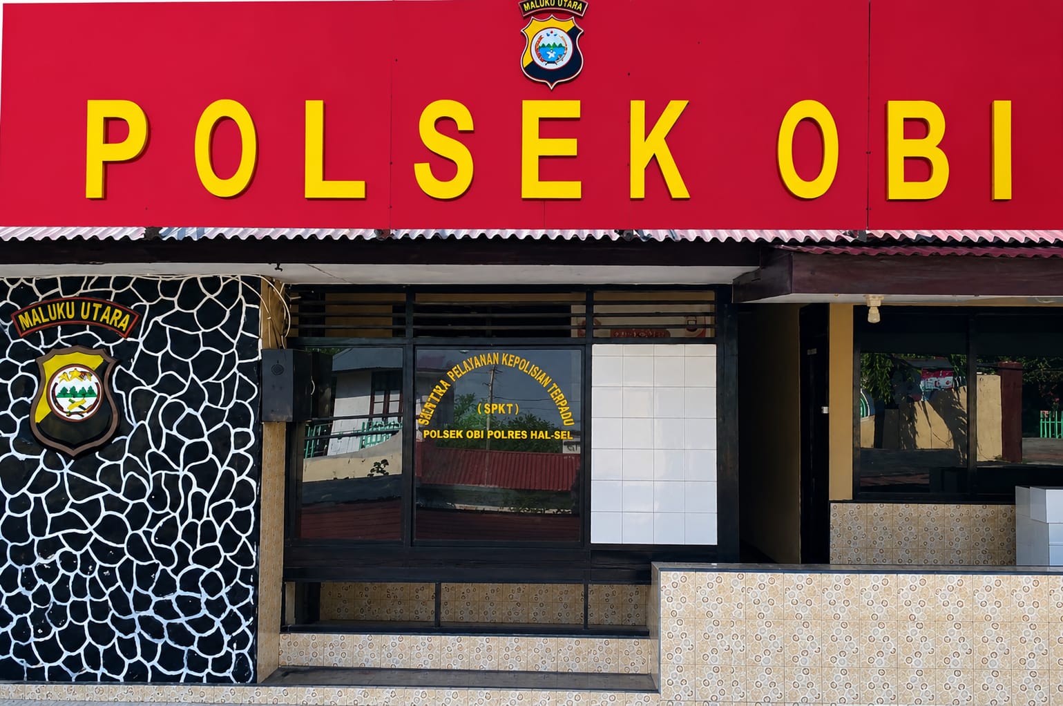 Kantor Polsek Obi, Halmahera Selatan.