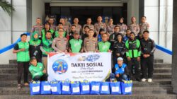 Trotoar Dibersihkan, Ojol Dapat Sembako dari Ditlantas Polda Malut